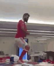 吃瓜群众奇葩娱乐,奇葩娱乐现象盘点