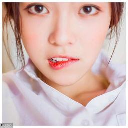 娱乐吃瓜酱送口红视频下载