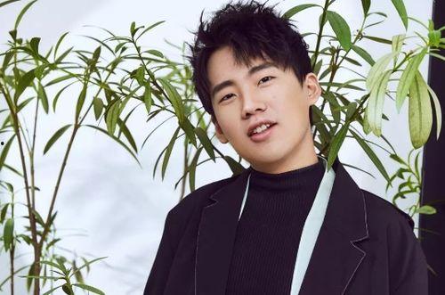 吃瓜娱乐圈郭麒麟,娱乐圈的瓜中瓜,笑谈人生百态